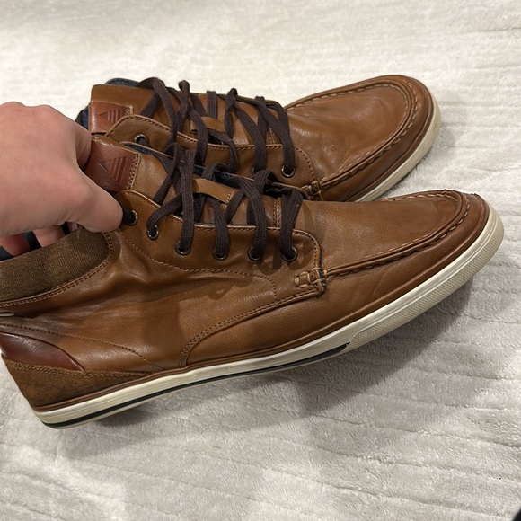 Also men shoes